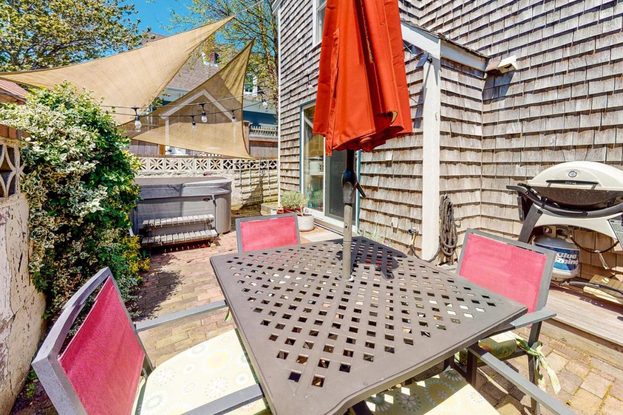 Apartamento Toast Of P-Town Provincetown Exterior foto